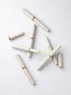Beauty OFF-WHITE BEAUTY Hochpigmentierter Malstift Für Gesicht & Körper 7 Beauty OFF-WHITE BEAUTY Hochpigmentierter Malstift Für Gesicht & Körper -Modekollektions geschäft 17762952 39487030 1000