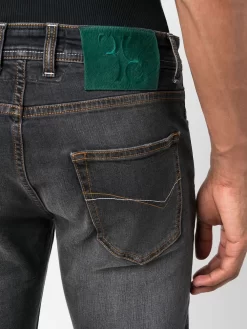 Herren Billionaire Straight-Leg-Jeans Mit Logo-Patch -Modekollektions geschäft 19002101 44364908 1000