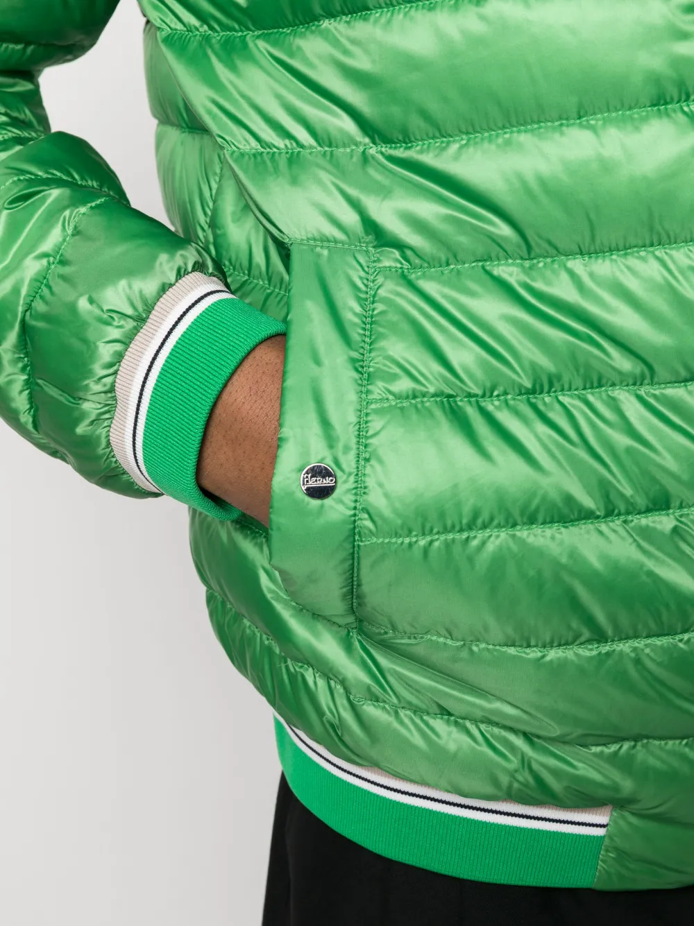 Herren Herno Daunenjacke Mit Reißverschluss 5 Herren Herno Daunenjacke Mit Reißverschluss – Bild 5